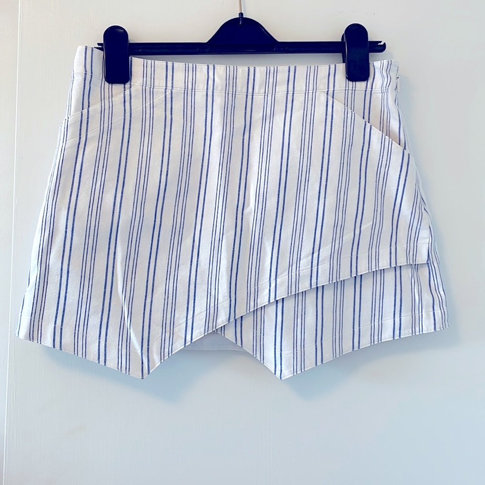 BCBG pinstripe skirt